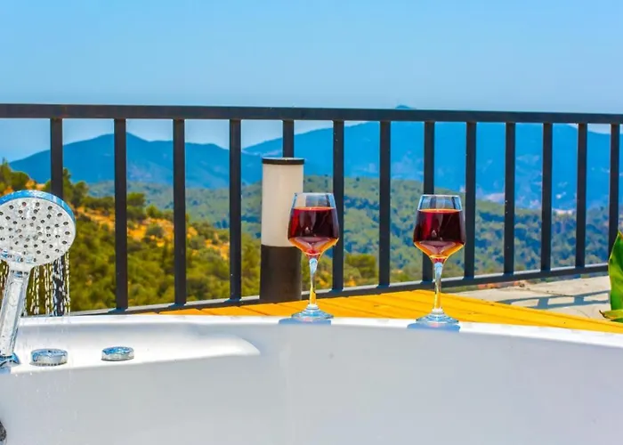 Uzumlu Village 1 Bedroom 2335
